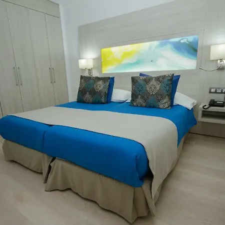 Servatur אתר נופש 3*